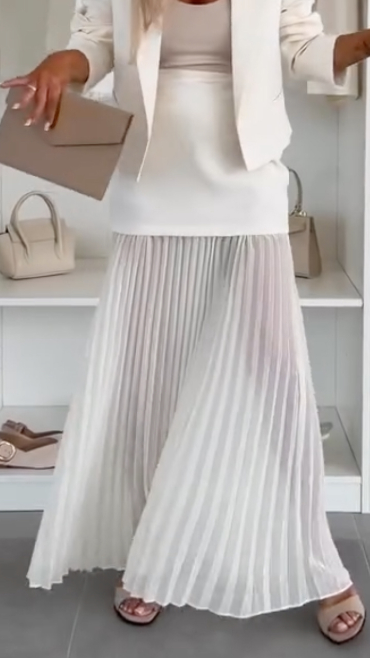 Women's Collared Blazer + Pleated Skirt Elegant Suit