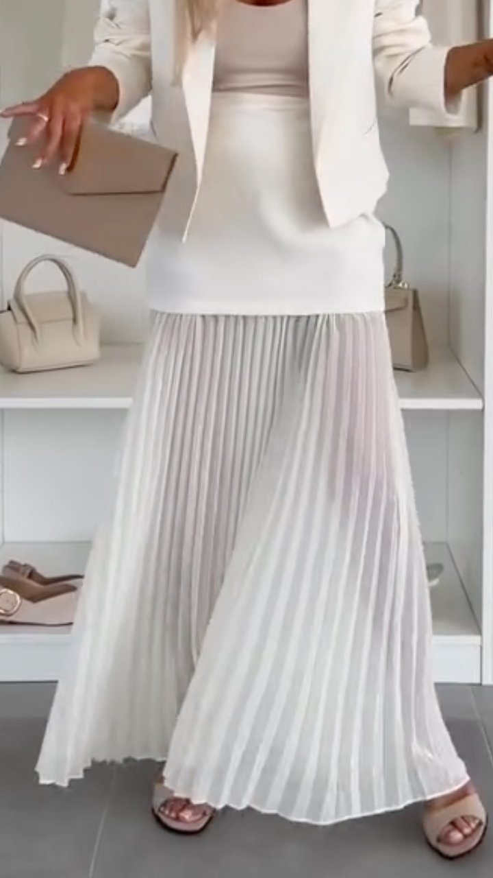 Women's Collared Blazer + Pleated Skirt Elegant Suit