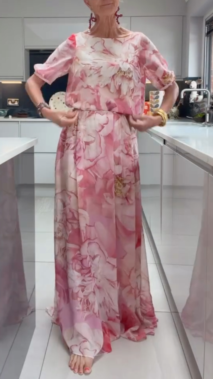 Women's Round Neck Floral Elegant Suit