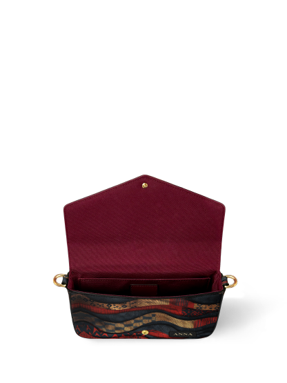 Educated Black Queen NNRZ22072845LZ Envelope Chain Crossbody Bag