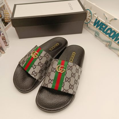 DOUBLE G Supreme Monogram Slide Sandals