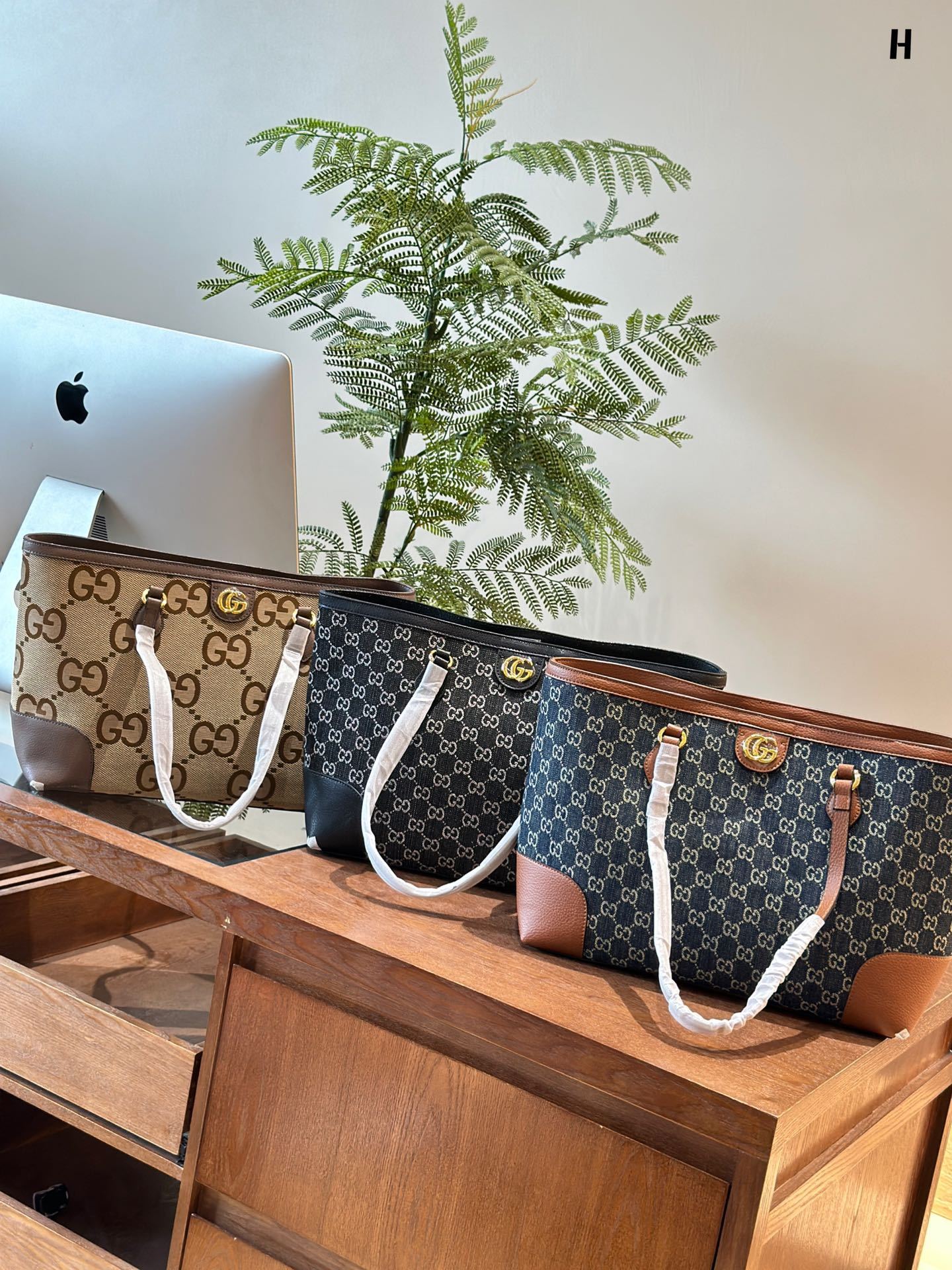 Ophidia Medium Jacquard Denim Tote Bag