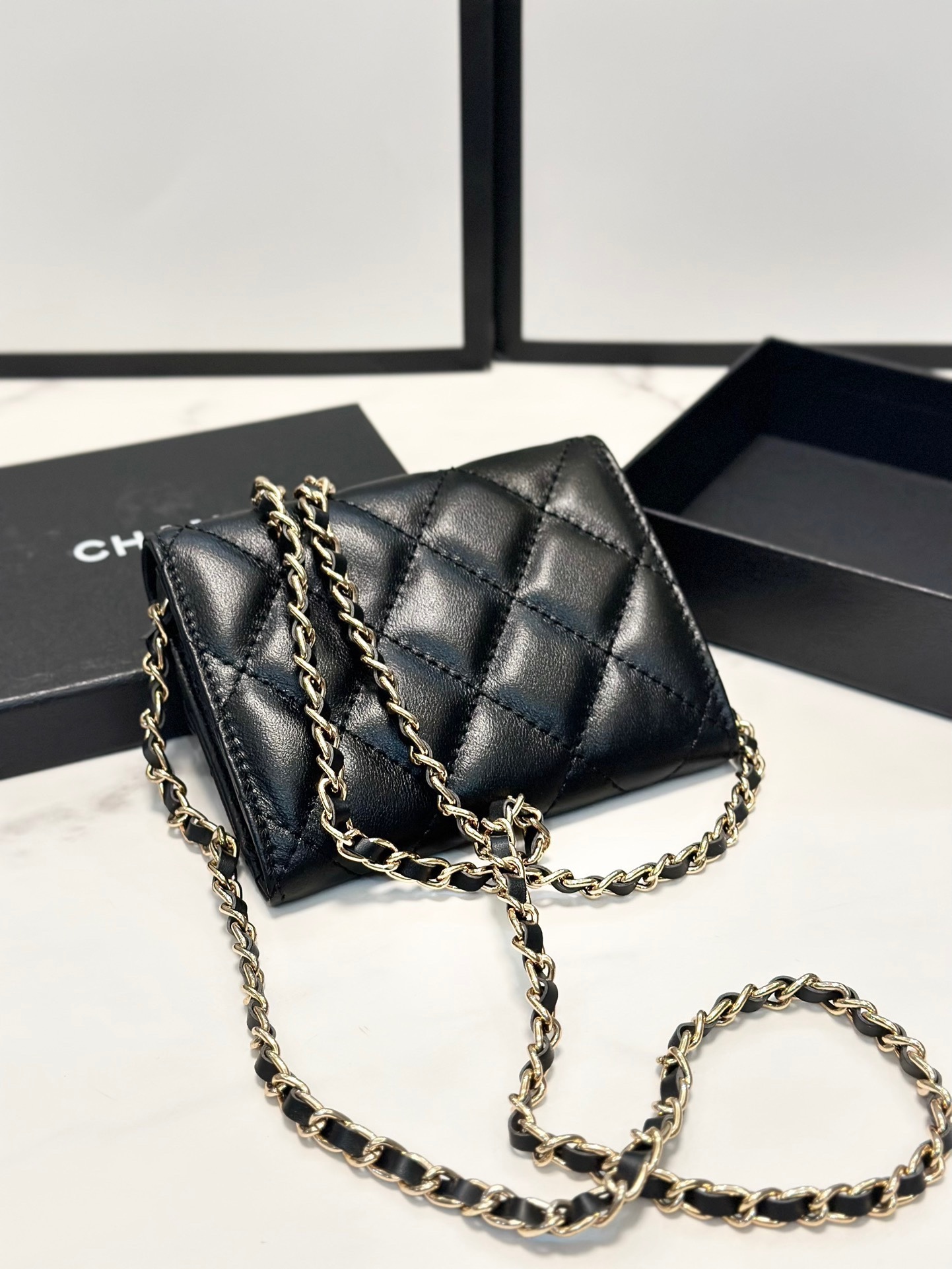 Classic Flap Chain Card Wallet Gold Metal Black