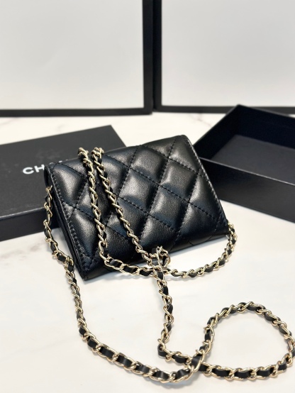 Classic Flap Chain Card Wallet Gold Metal Black