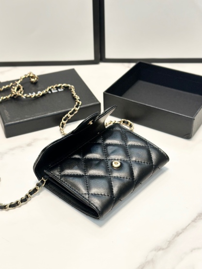 Classic Flap Chain Card Wallet Gold Metal Black