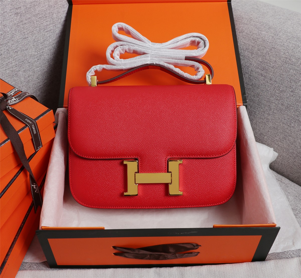 Constance 19/23 bag Red Epsom Leather
