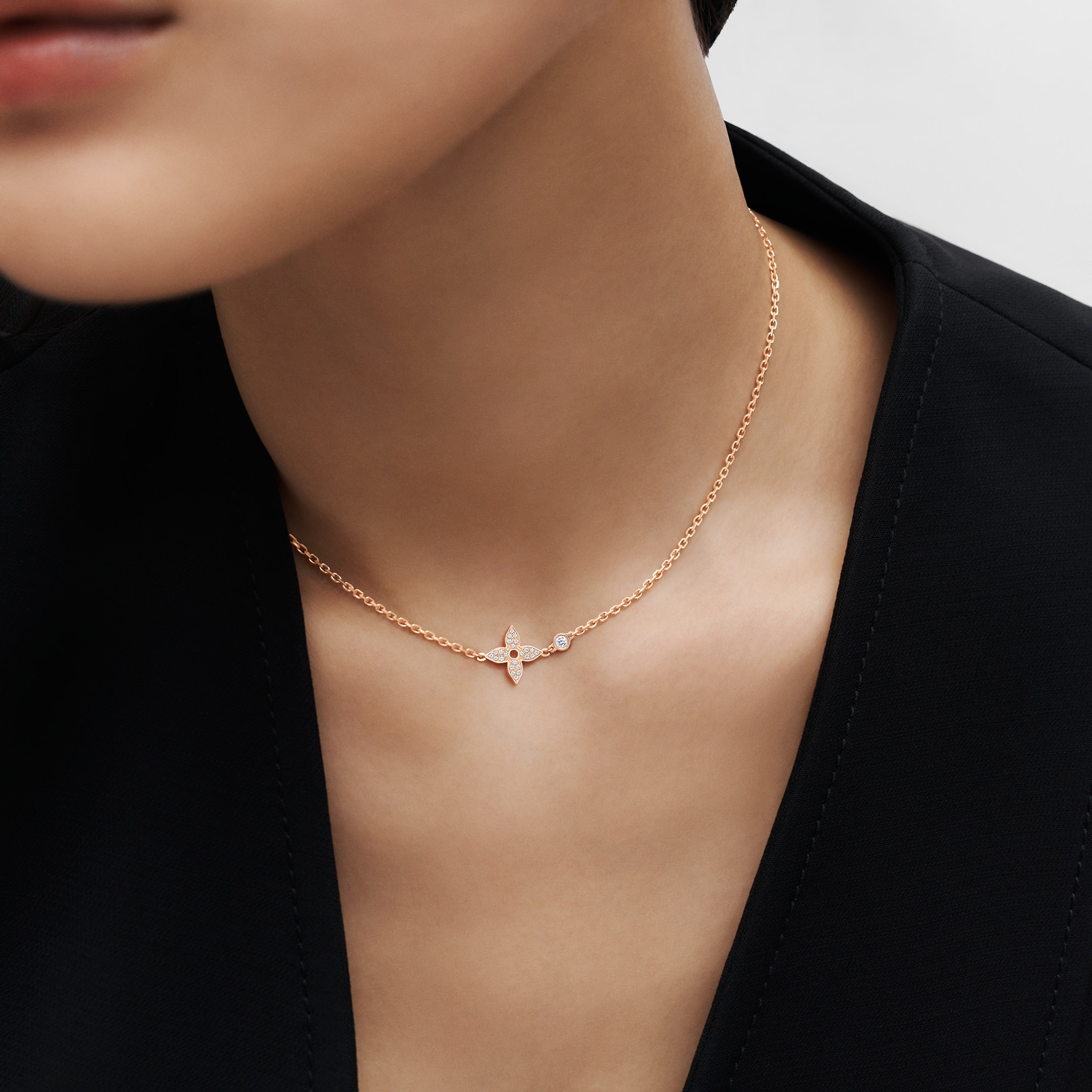 Idylle Blossom Pendant, Pink Gold And Diamonds