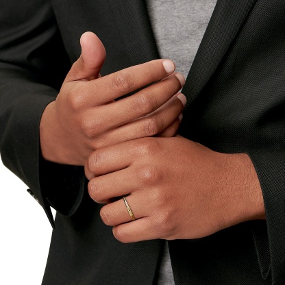 Lock Ring in Yellow Gold