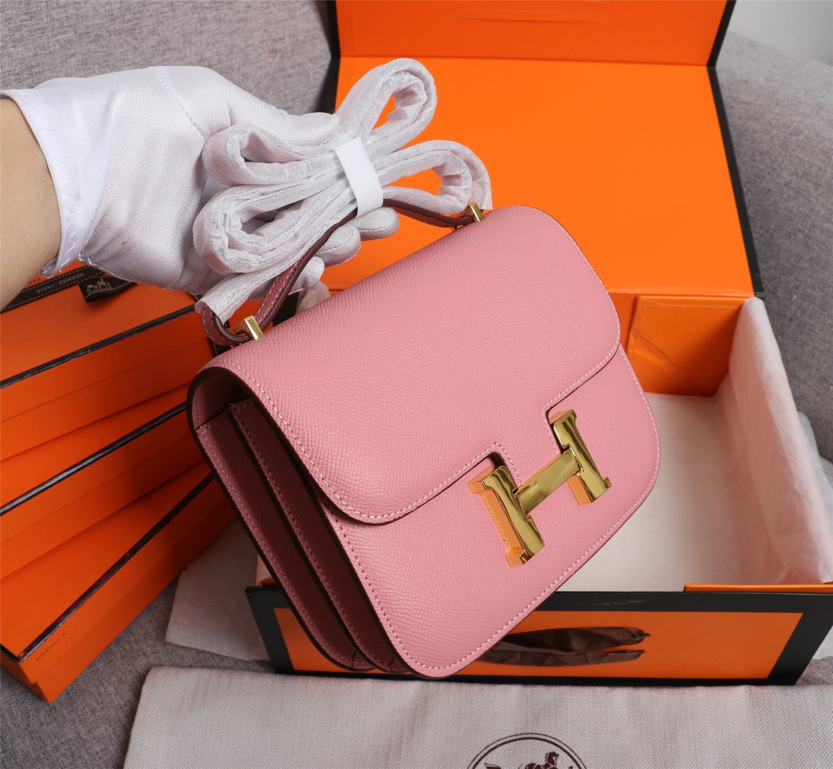 Constance 19/23 bag Pink Epsom Leather