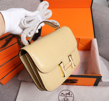 Constance 23 bag Beige Crocodile Leather
