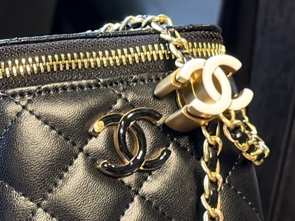 Small Vanity Case White Patent Leather Antique Gold Hardware