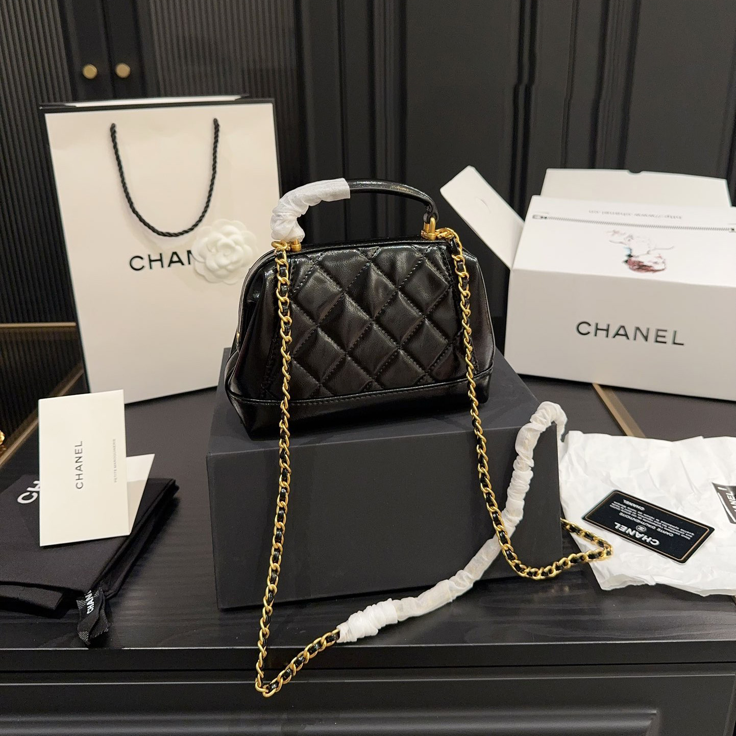 Chanel shoulder bag