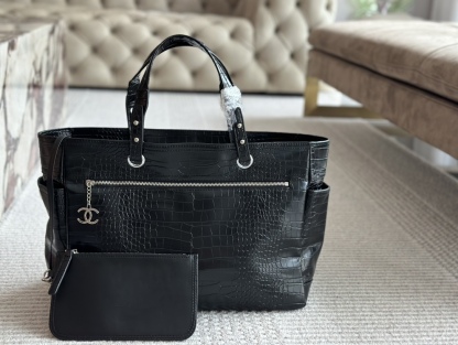 crocodile travel bag