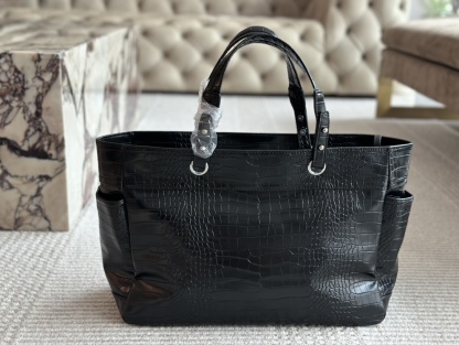 crocodile travel bag