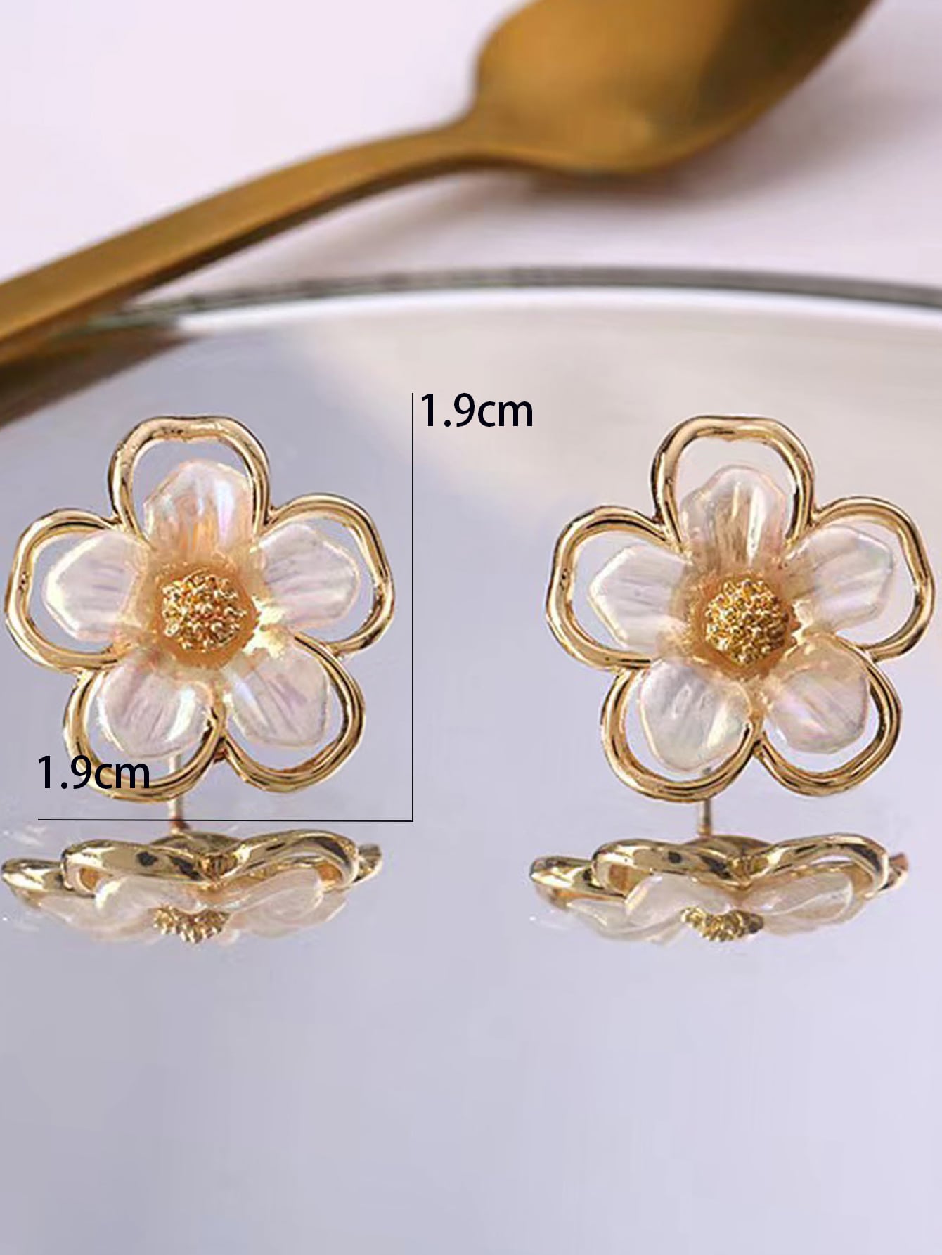Flower Design Stud Earrings