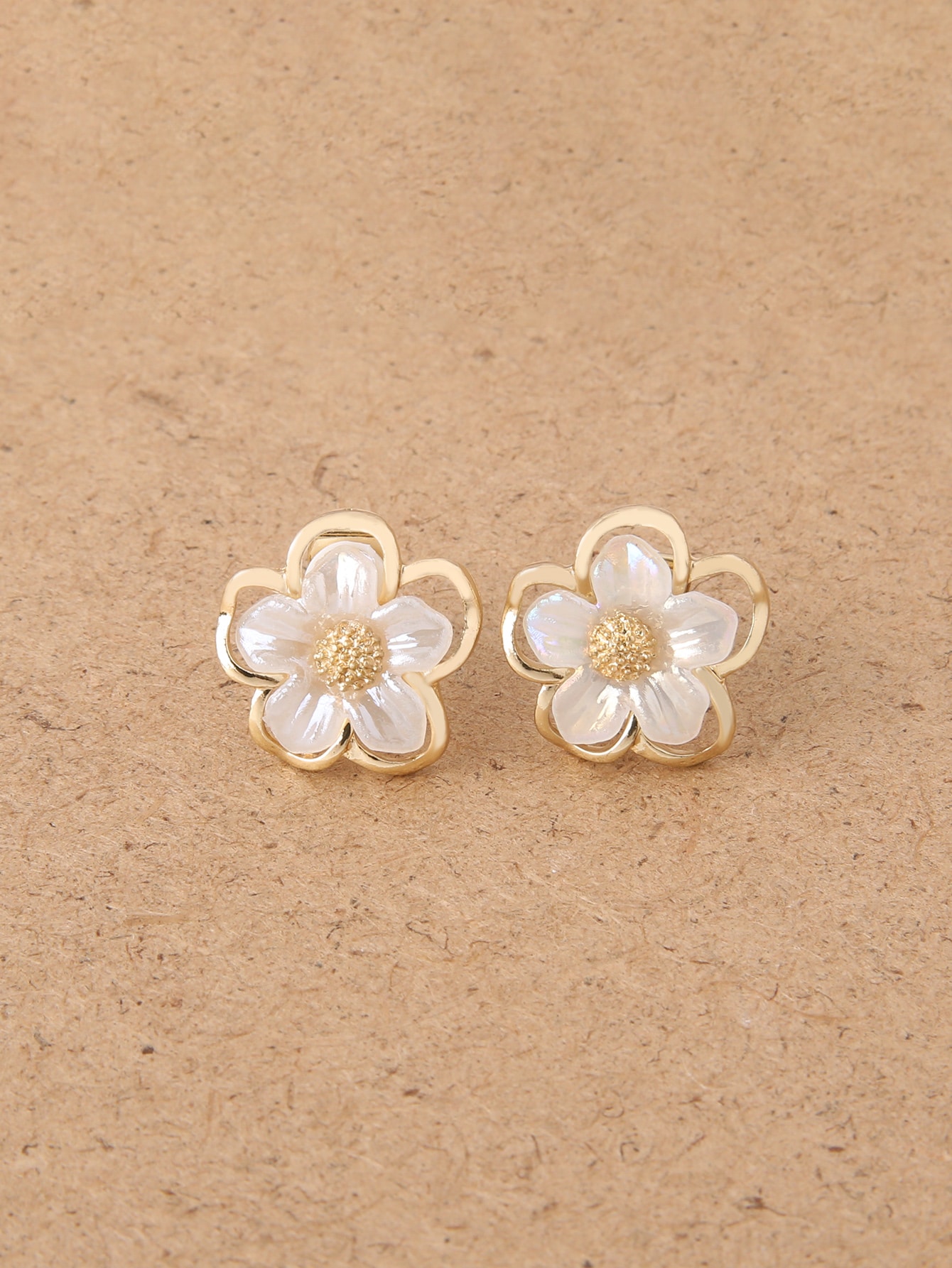 1pair Fashionable Zinc Alloy Flower Decor Clip On Earrings For Women For Daily Decoration