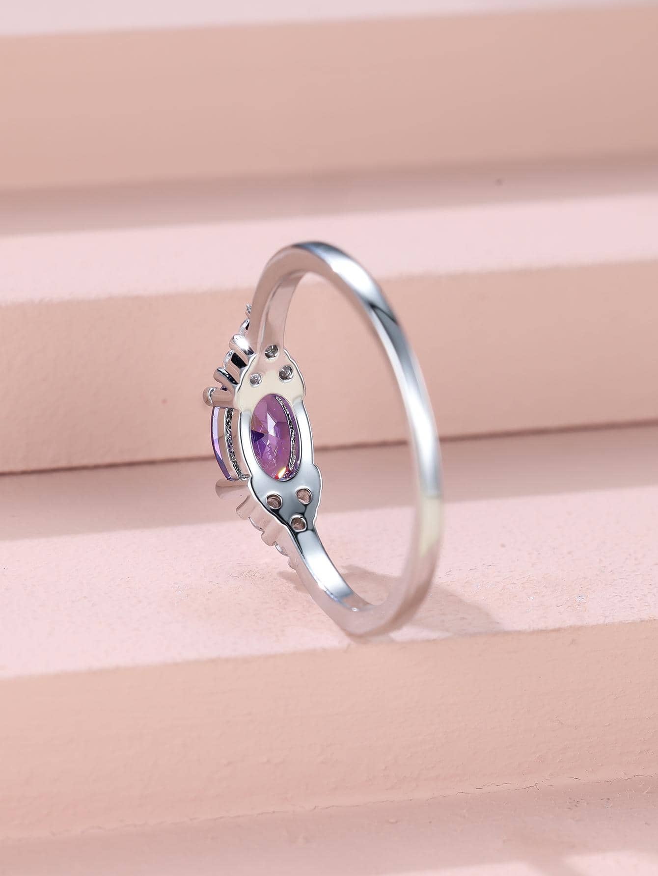 Oval Decor Ring