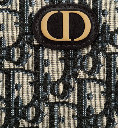 30 Montaigne Voyageur Long Wallet