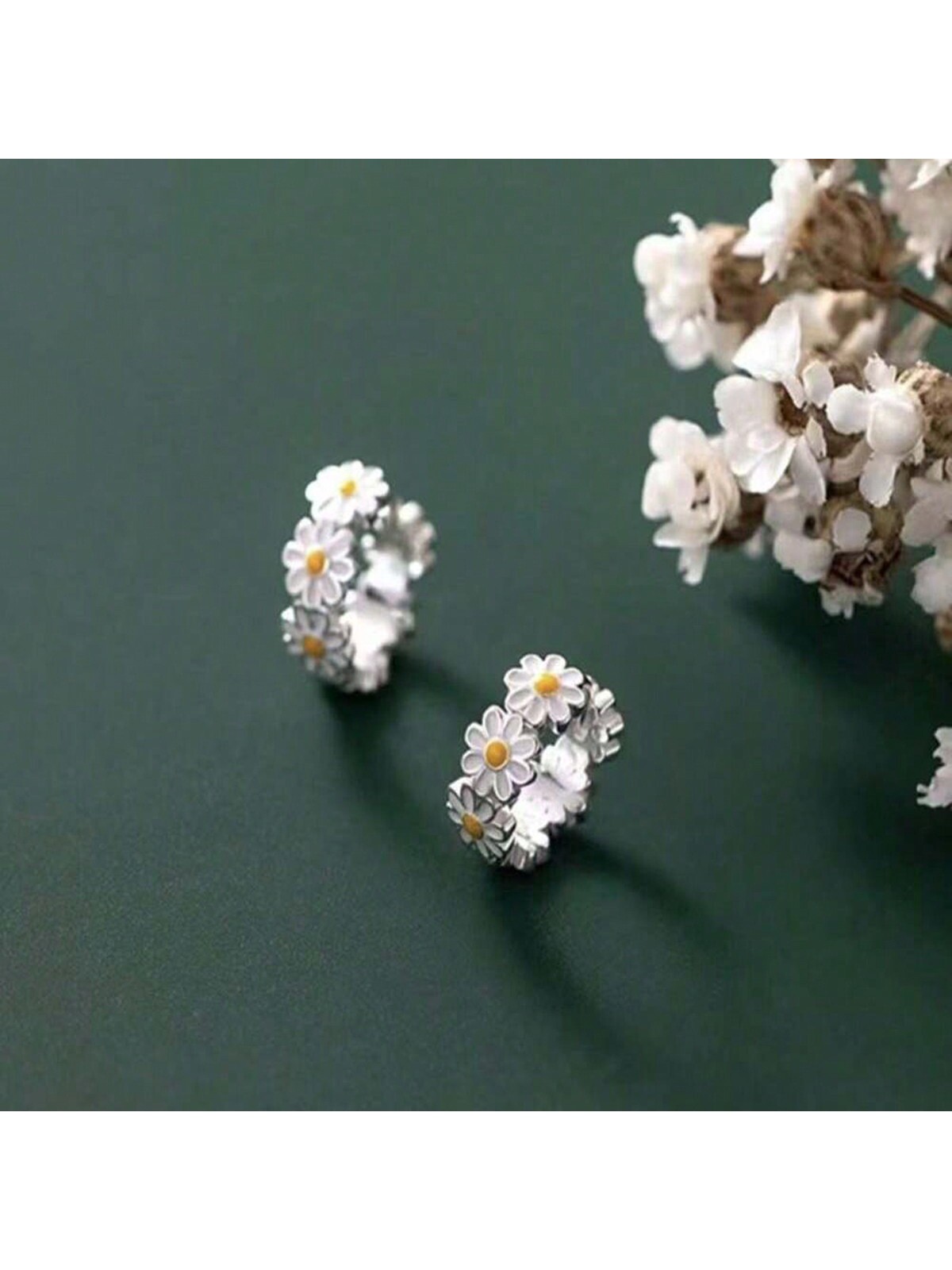 New Summer Daisy Ring