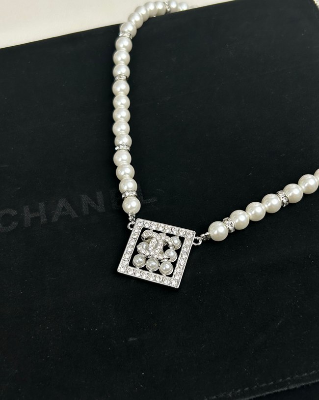 Square Pearl Double C Diamond Pearl Strand Necklace