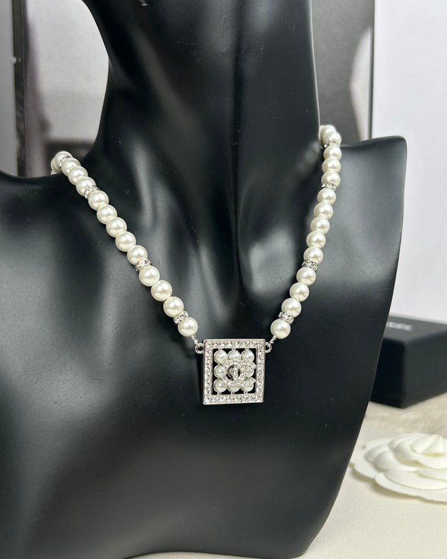 Square Pearl Double C Diamond Pearl Strand Necklace