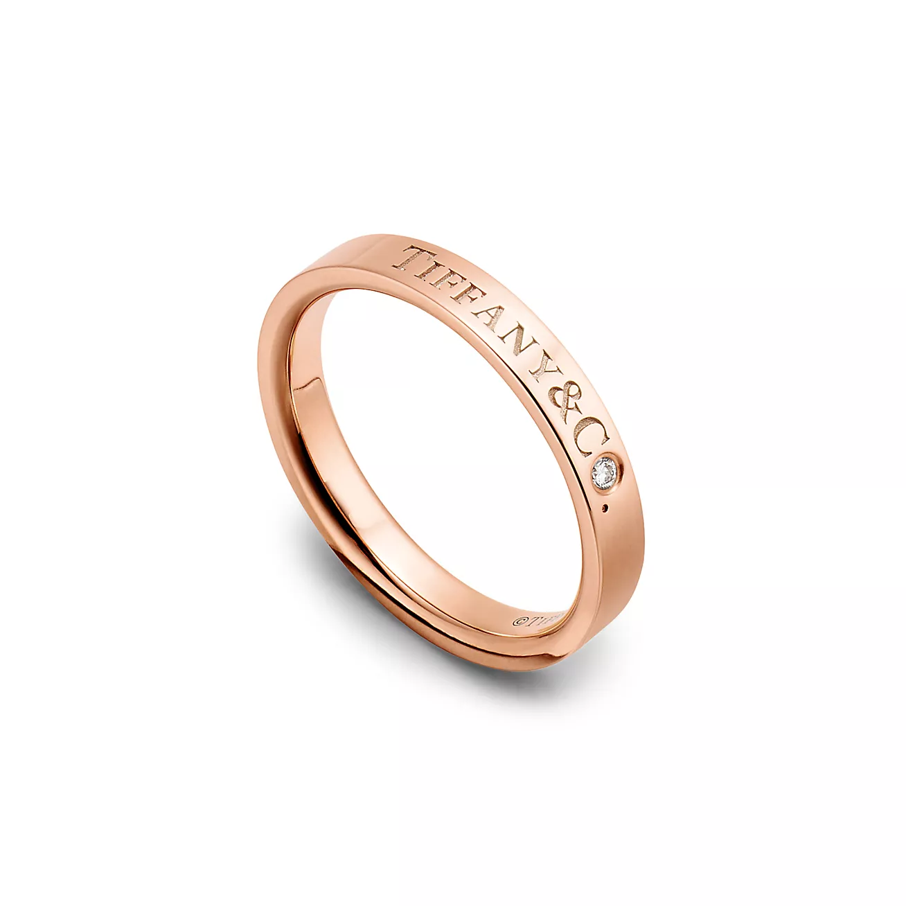& Co.庐 Band Ring in Rose Gold with a Diamond