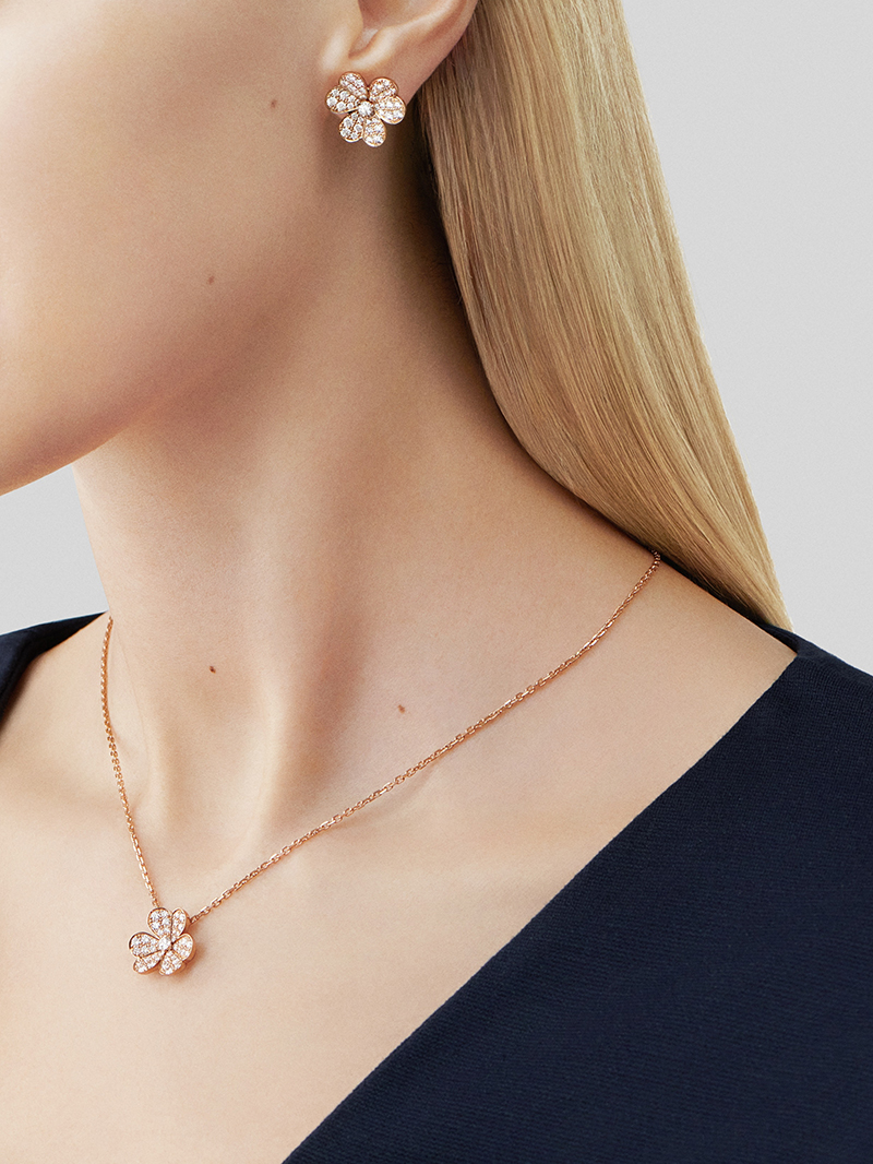 Frivole pendant, small model