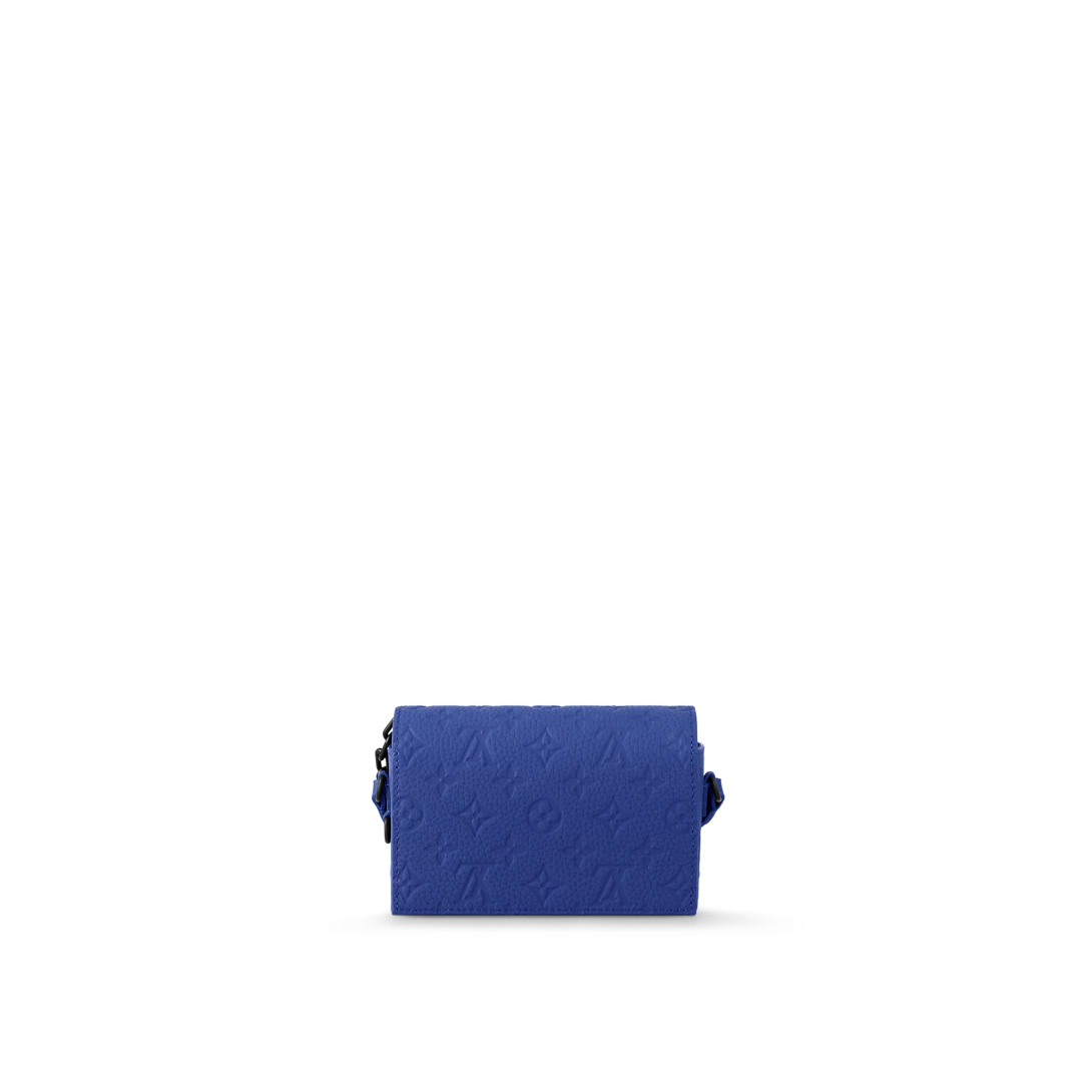 Steamer Wearable Wallet M82571