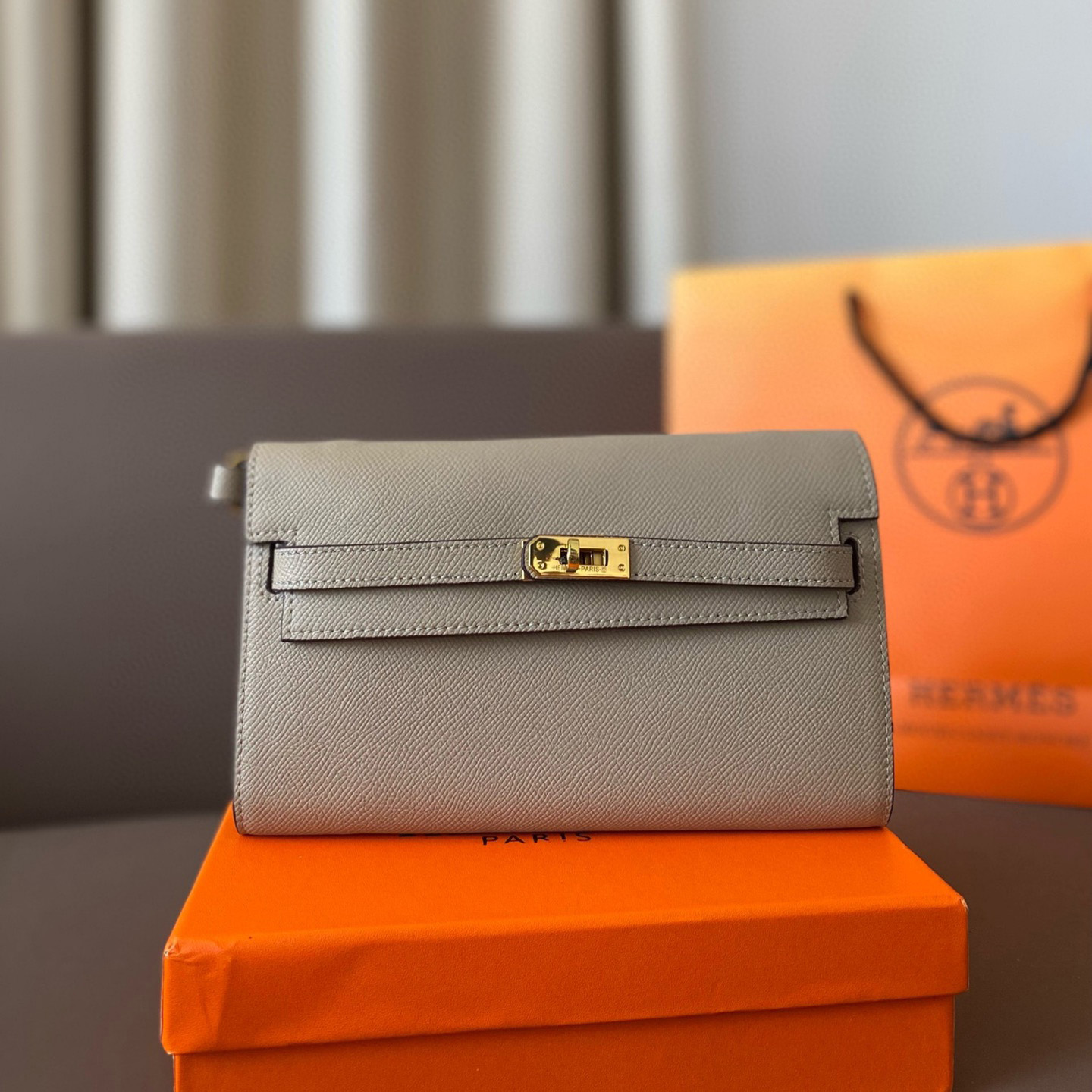 Epsom Kelly Wallet*