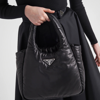 Medium padded  Soft nappa leather bag