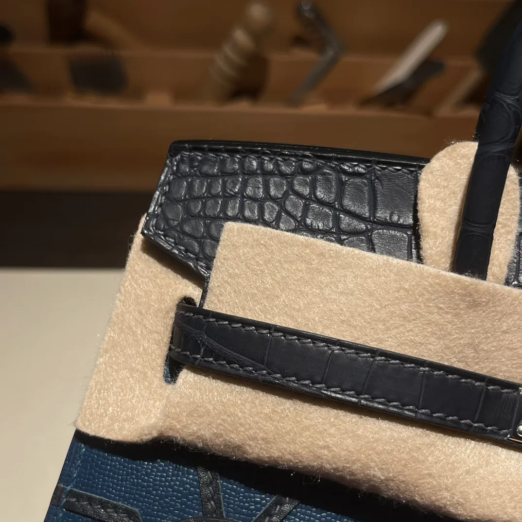 Birkin 20/25 Bag Night Faubourg (Night‑Blue House Limited Edition)