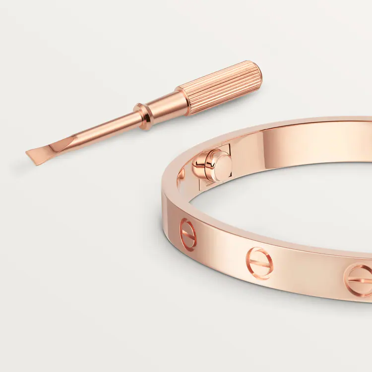 LOVE BRACELET
