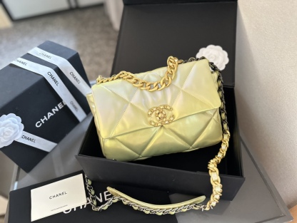 White Lambskin CLASSIC FLAP Small Medium Bag Silver Gold Reverse Hardw