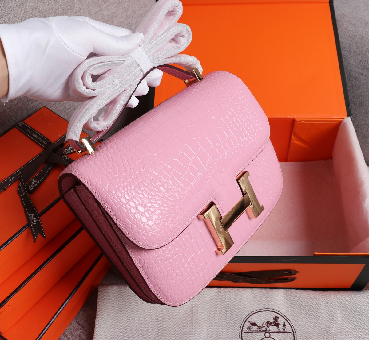Constance 23 bag Pink Crocodile Leather