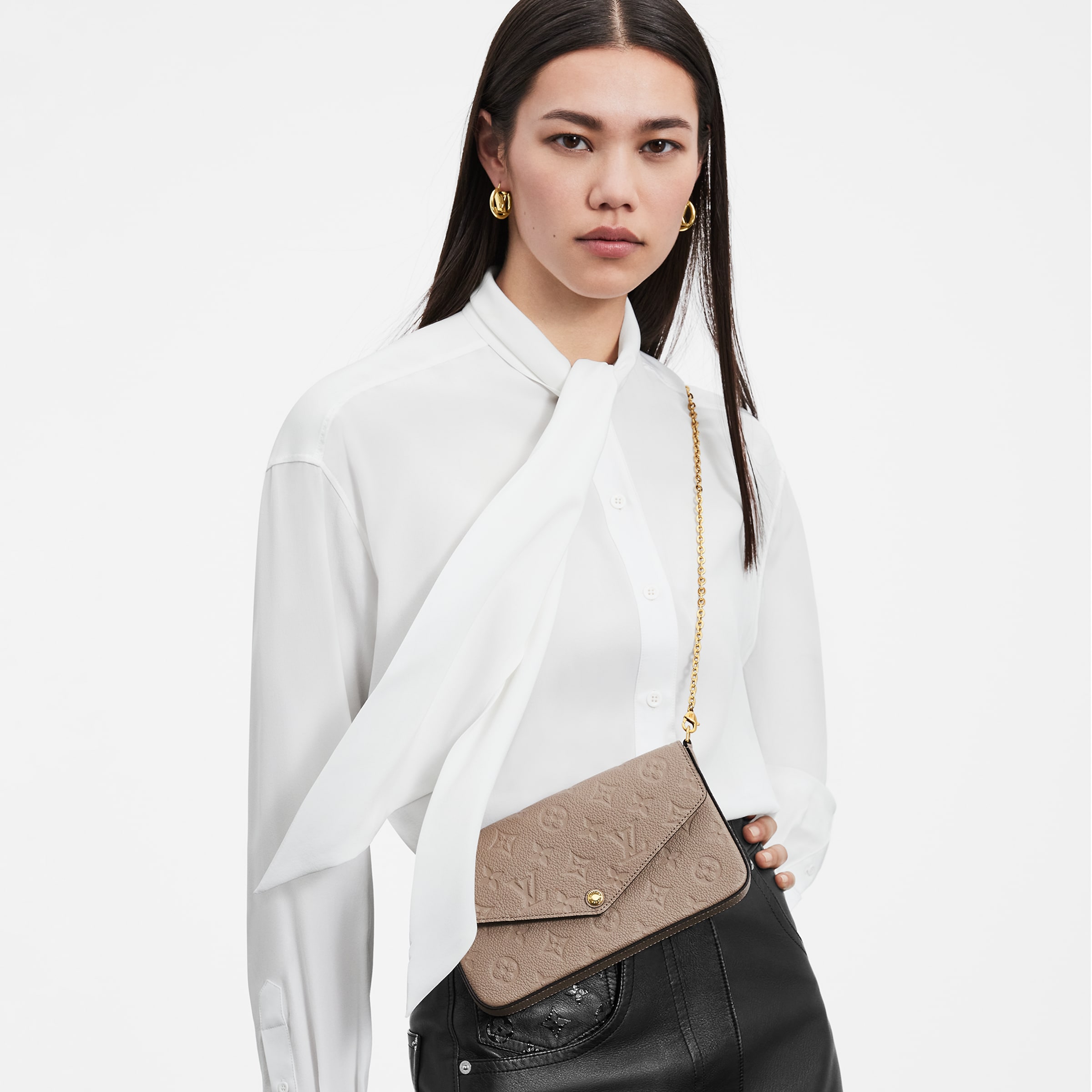 Felicie Pochette M82609