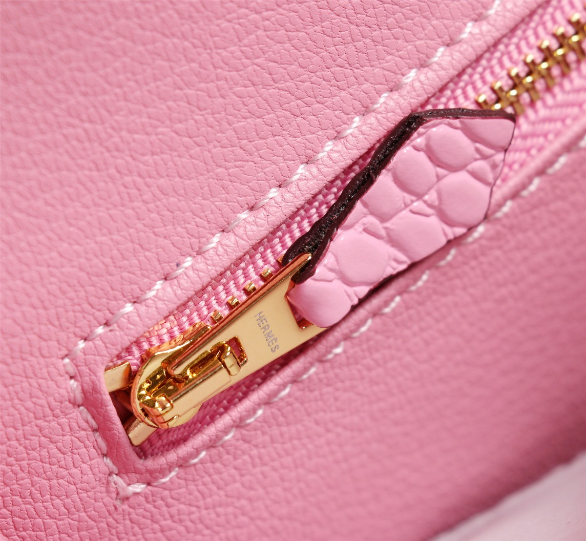 Constance 23 bag Pink Crocodile Leather