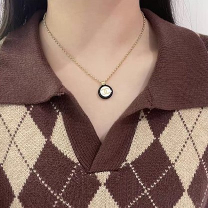 Round Double C Enamel Pendant Choker Necklace Black/White Gold Hardware