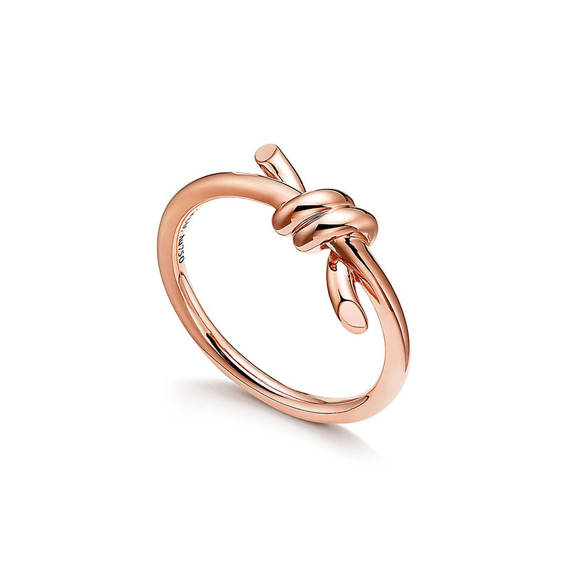 Knot Ring in Rose Gold