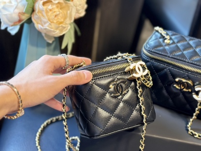 Small Vanity Case White Patent Leather Antique Gold Hardware