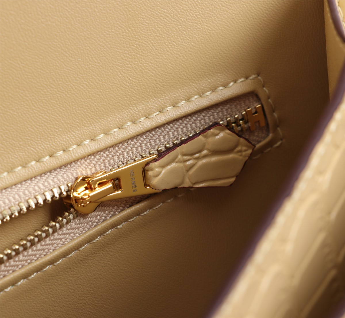 Constance 23 bag Beige Crocodile Leather