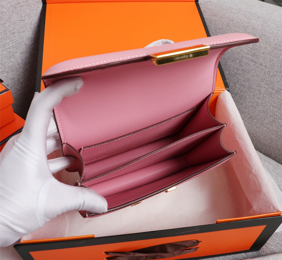 Constance 19/23 bag Pink Epsom Leather