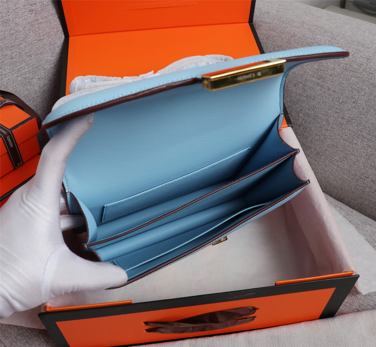 Constance 19/23 bag Blue Epsom Leather