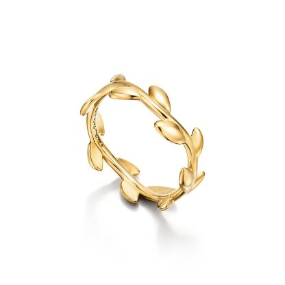 Paloma Picasso庐 Olive Leaf Band Ring in Yellow Gold, Narrow