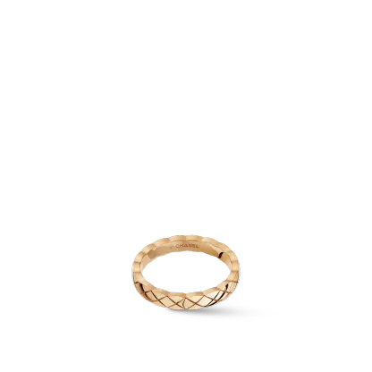 COCO CRUSH RING Quilted motif, mini version, 18K BEIGE GOLD