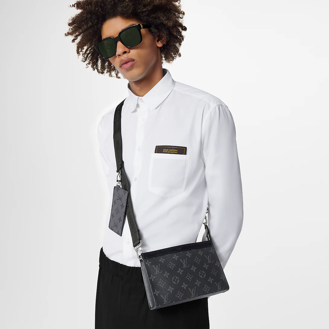 Gaston Wearable Wallet M81124