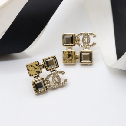 CCE258 CC earring