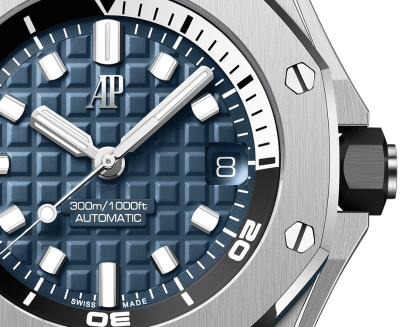 ROYAL OAK OFFSHORE DIVER Ref. 15720ST.OO.A027CA.01