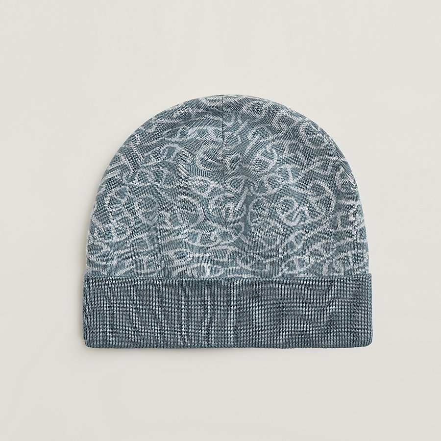 Julia Naoussa beanie
