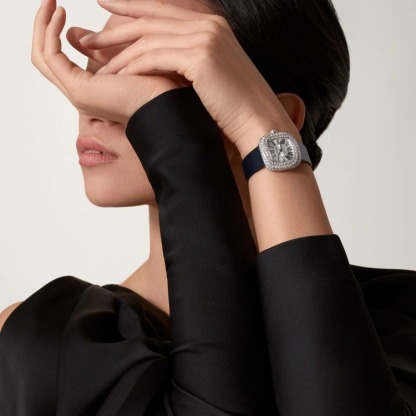 Coussin de Carthttier watch