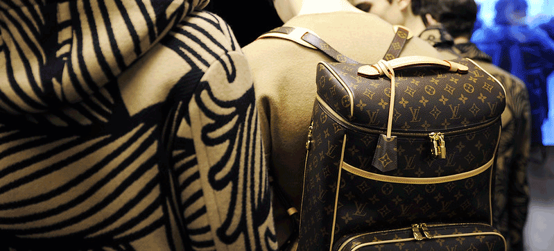 LOthtUIS VUIthtTTON CHRISTOPHER BAG